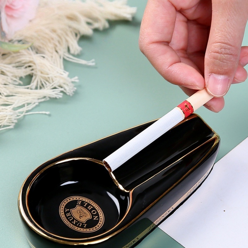 Posacenere in Ceramica Europea - Premium Cigar Case recensione e prezzo
