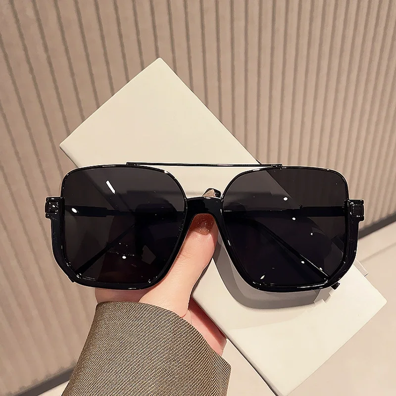 Nuovi Occhiali da Sole Vintage - Designer Sunglasses recensione e prezzo
